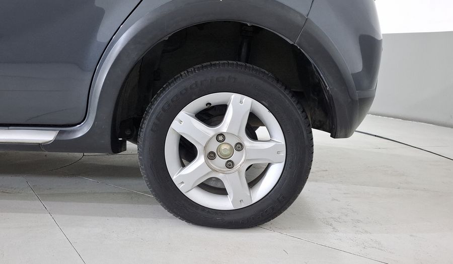 Renault Stepway 1.6 DYNAMIQUE MEDIA NAV MT Hatchback 2015