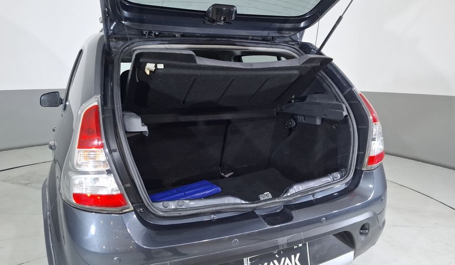 Renault Stepway 1.6 DYNAMIQUE MEDIA NAV MT Hatchback 2015