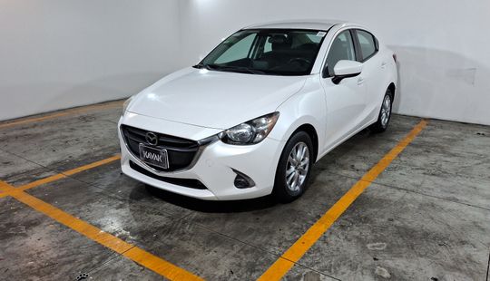Mazda • Mazda 2