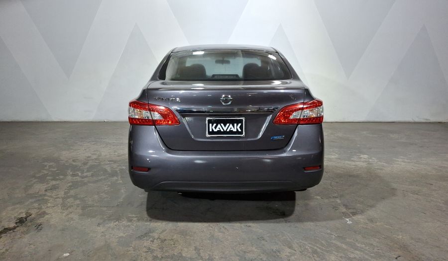 Nissan Sentra 1.8 ADVANCE MT Sedan 2015