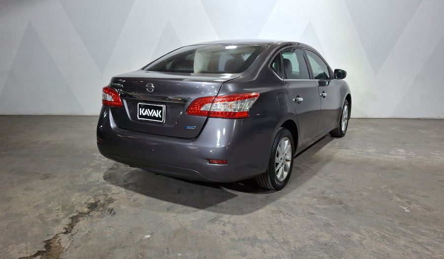 Nissan Sentra 1.8 ADVANCE MT Sedan 2015