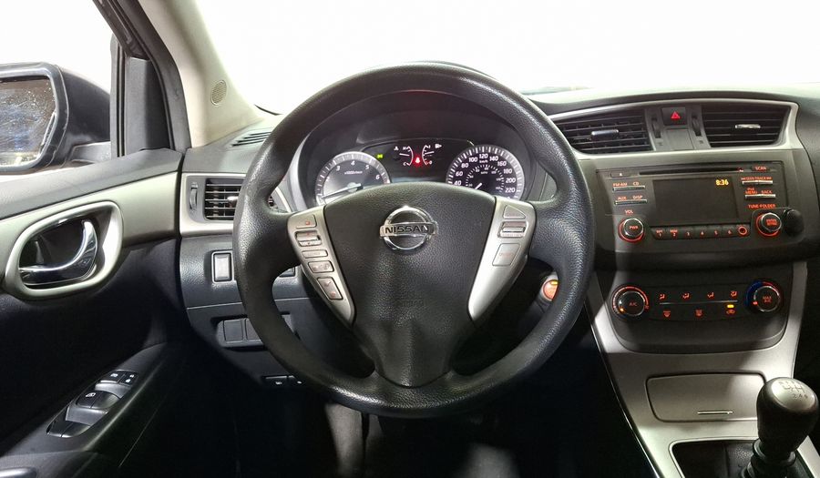 Nissan Sentra 1.8 ADVANCE MT Sedan 2015