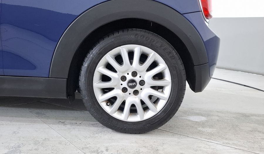 Mini Cooper 1.5 COOPER CHILI AT Hatchback 2015