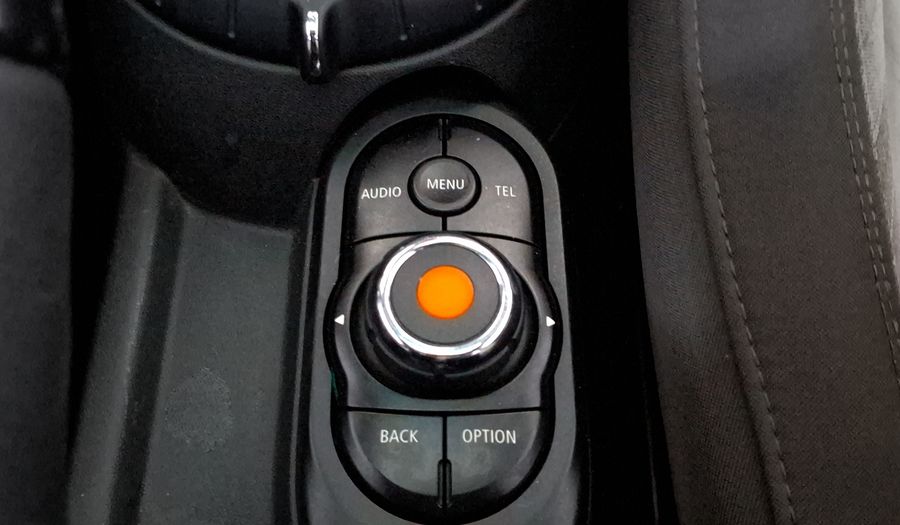 Mini Cooper 1.5 COOPER CHILI AT Hatchback 2015