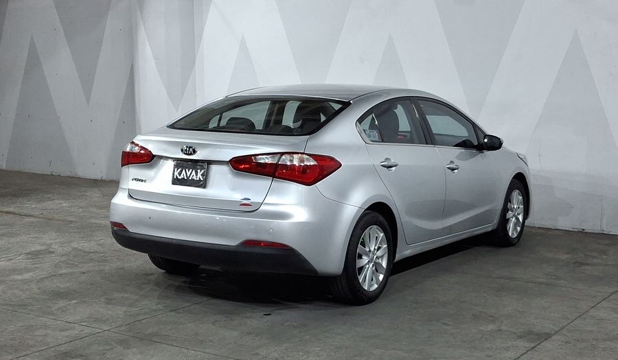 Kia Forte 2.0 EX AT Sedan 2016