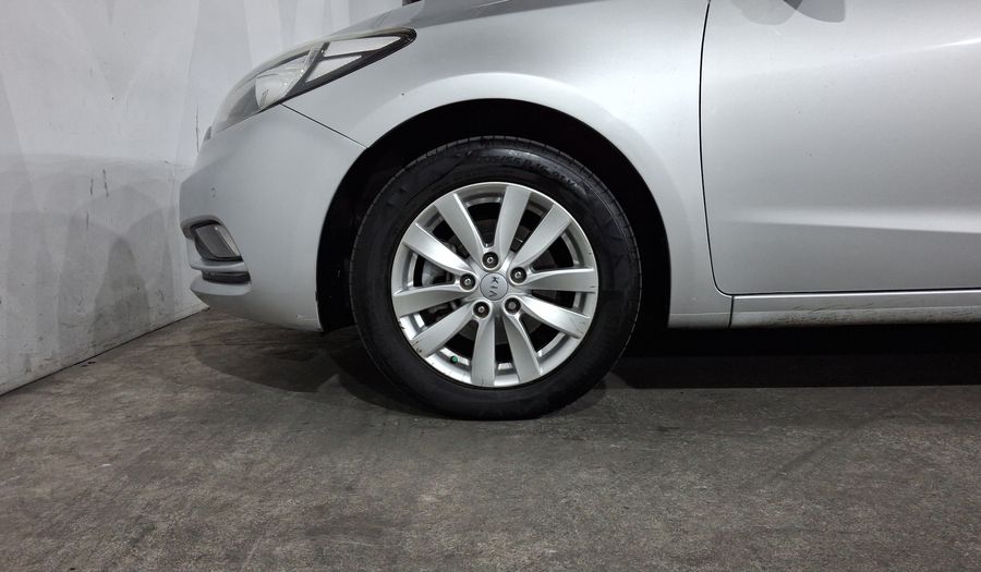 Kia Forte 2.0 EX AT Sedan 2016