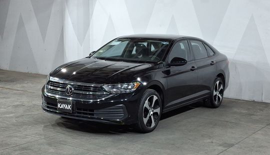 Volkswagen • Jetta