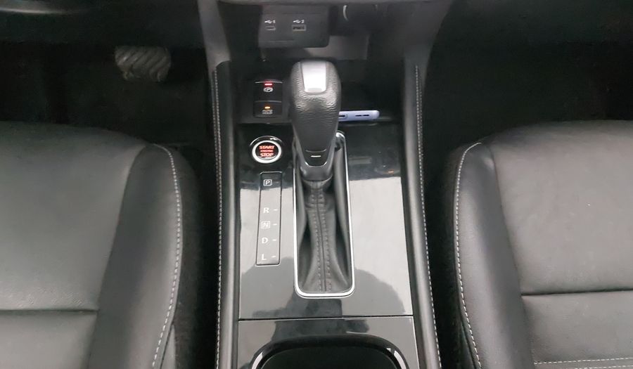 Nissan Kicks 1.6 PLATINUM LTS XTRONIC Suv 2024