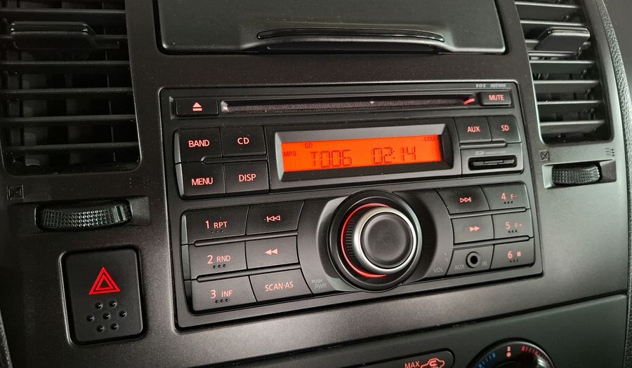 Nissan Tiida 1.8 SENSE MT Sedan 2013