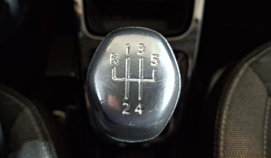 Renault Kwid 1.0 BITONO Hatchback 2022