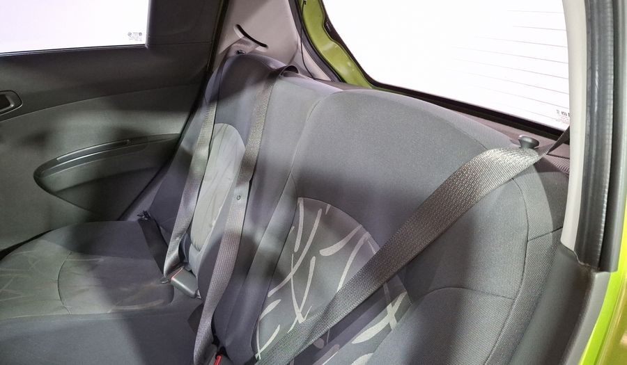 Chevrolet Spark 1.2 LT B MT Hatchback 2015