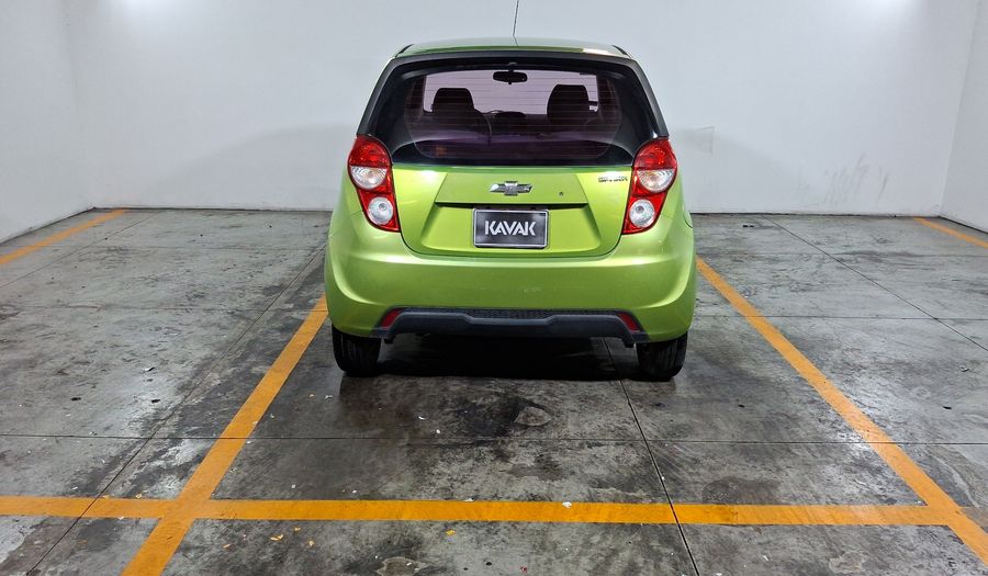 Chevrolet Spark 1.2 LT B MT Hatchback 2015