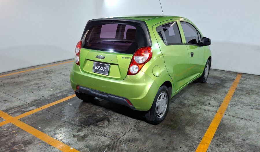 Chevrolet Spark 1.2 LT B MT Hatchback 2015
