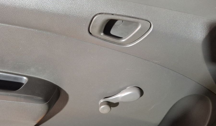 Chevrolet Spark 1.2 LT B MT Hatchback 2015