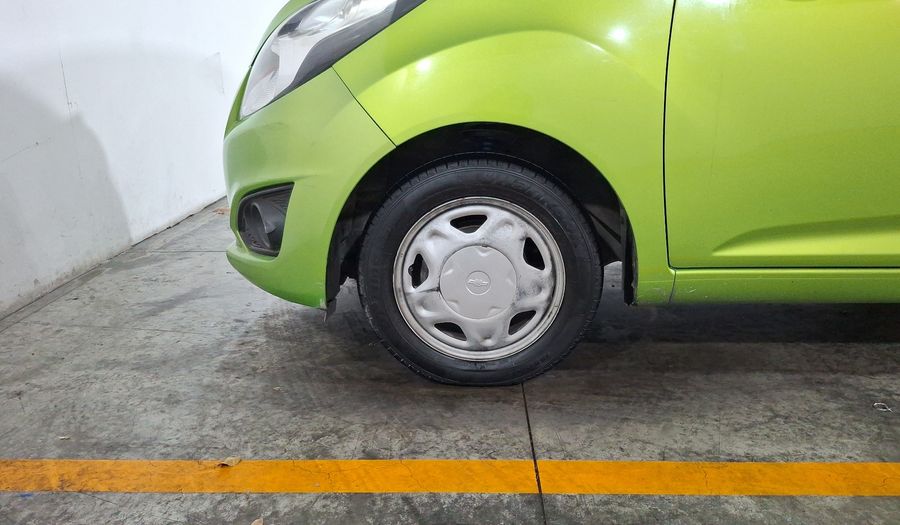 Chevrolet Spark 1.2 LT B MT Hatchback 2015