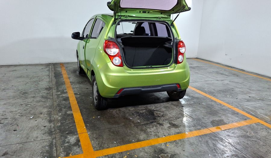 Chevrolet Spark 1.2 LT B MT Hatchback 2015