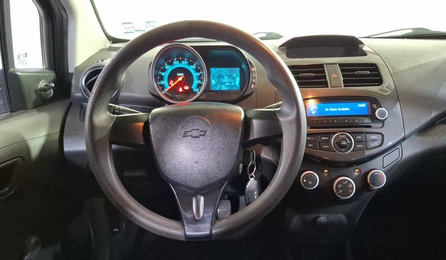 Chevrolet Spark 1.2 LT B MT Hatchback 2015