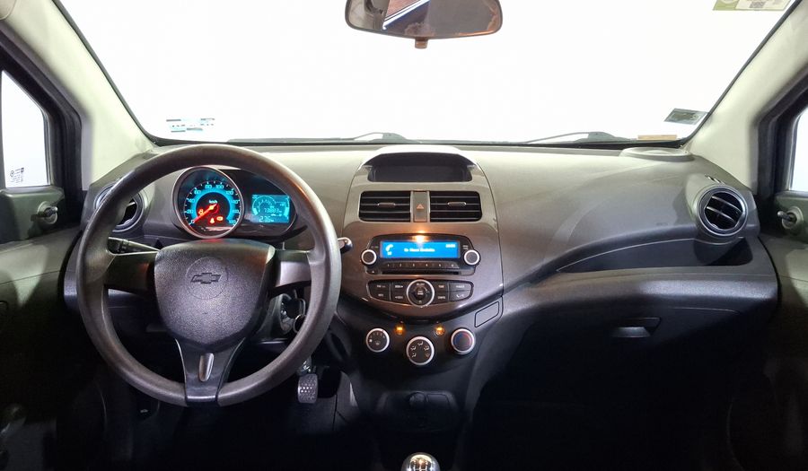 Chevrolet Spark 1.2 LT B MT Hatchback 2015