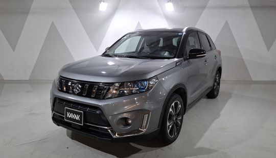 Suzuki • Vitara
