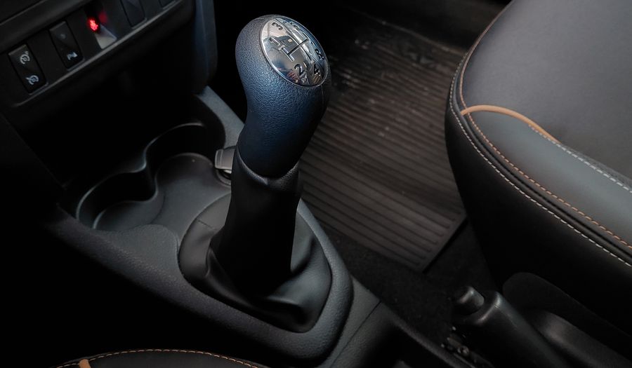 Renault Sandero Stepway 1.6 ZEN Hatchback 2022