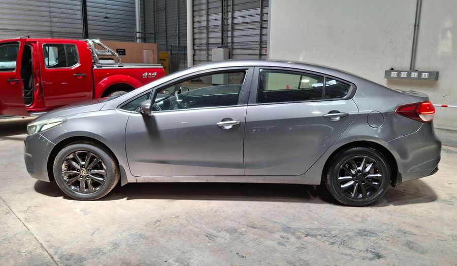 Kia Cerato 1.6 EX AC Sedan 2017