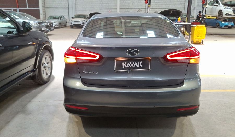 Kia Cerato 1.6 EX AC Sedan 2017