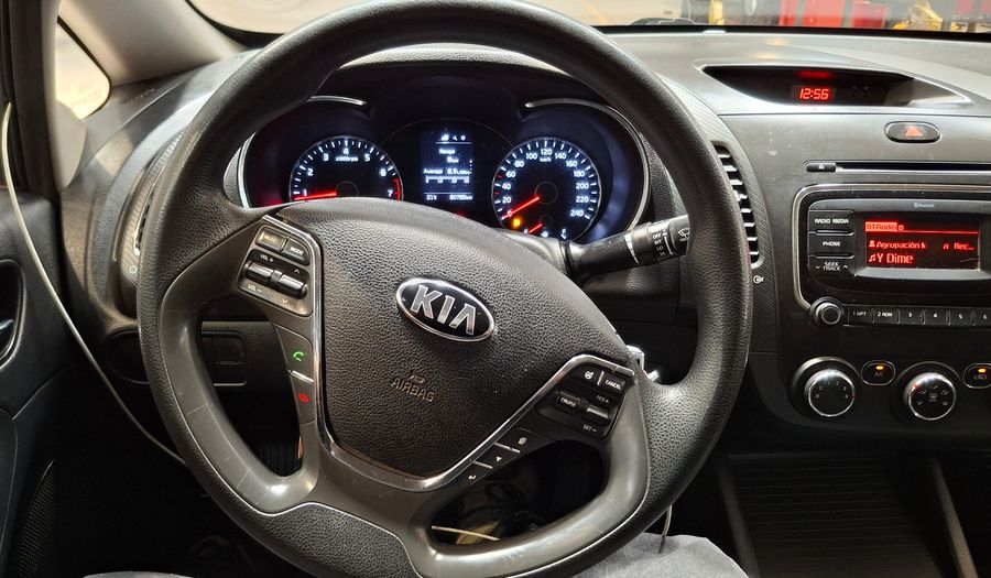 Kia Cerato 1.6 EX AC Sedan 2017