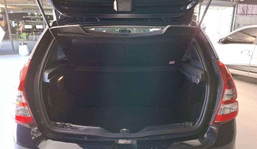 Renault Sandero 1.6 16V EXPRESSION Hatchback 2013