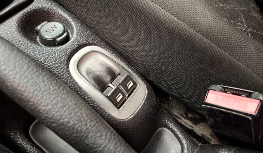 Peugeot 206 1.4 ALLURE Hatchback 2012