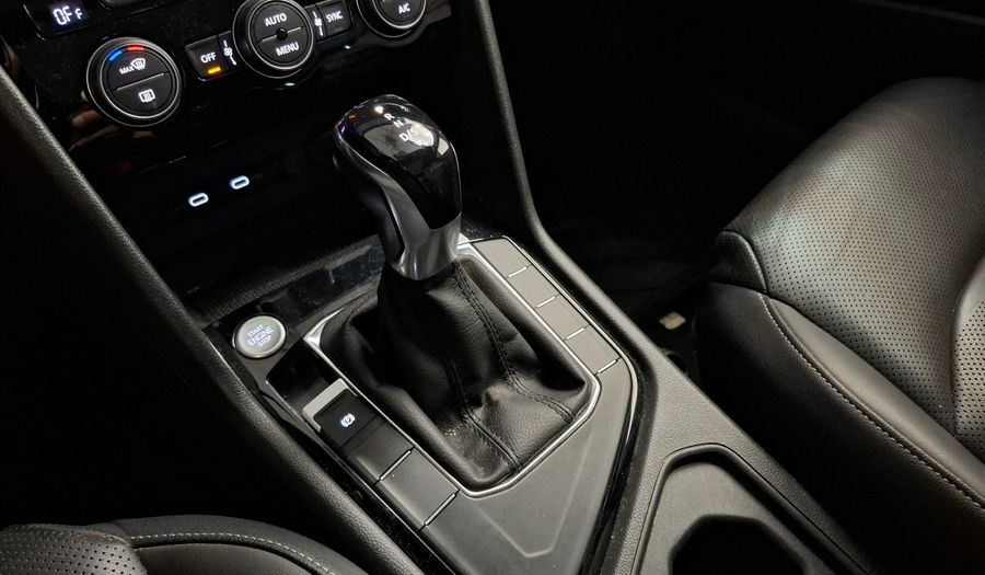 Volkswagen Taos 1.4 250 TSI HIGHLINE AUTO Suv 2021