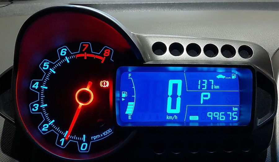 Chevrolet Sonic LT SEDAN Sedan 2013