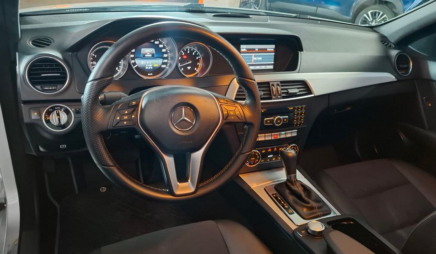 Mercedes Benz Clase C 1.8 200 EDITION AUTO Sedan 2013