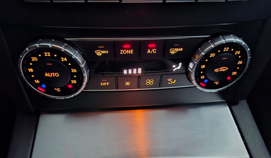 Mercedes Benz Clase C 1.8 200 EDITION AUTO Sedan 2013