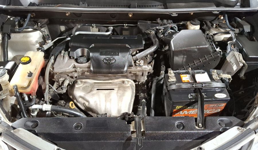 Toyota Rav4 2.5 XLE AT Suv 2013