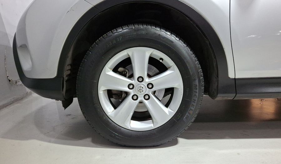 Toyota Rav4 2.5 XLE AT Suv 2013