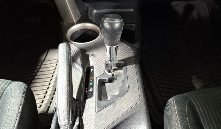 Toyota Rav4 2.5 XLE AT Suv 2013