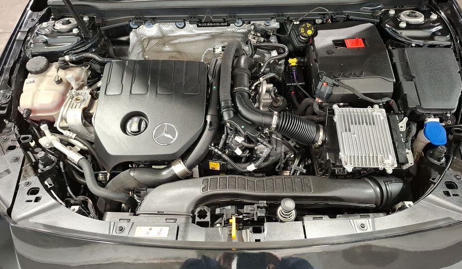 Mercedes Benz Clase Cla 1.3 MHEV CLA 200 DCT Coupe 2025