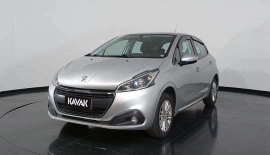 Peugeot • 208
