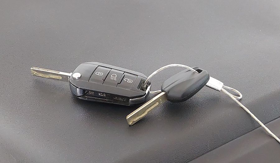 Peugeot 208 1.2 ACTIVE Hatchback 2020