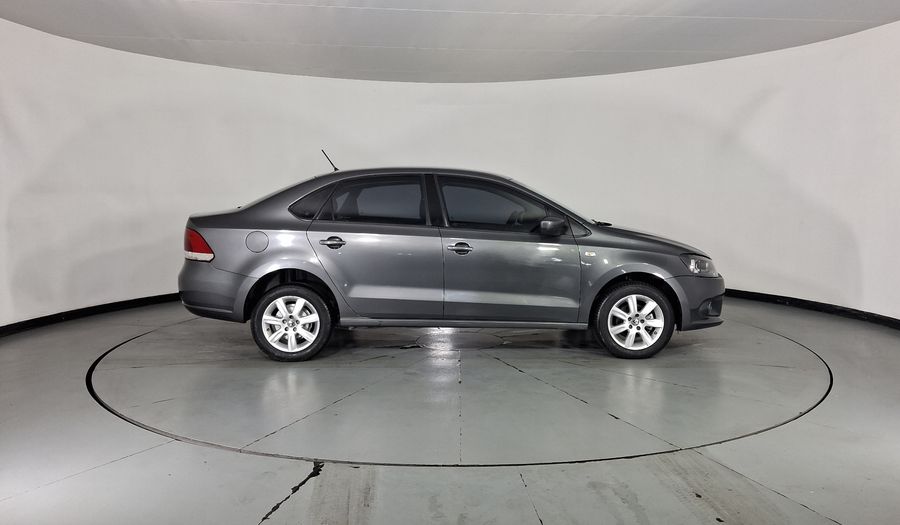 Volkswagen Vento 1.6 HIGHLINE TIPTRONIC Sedan 2014