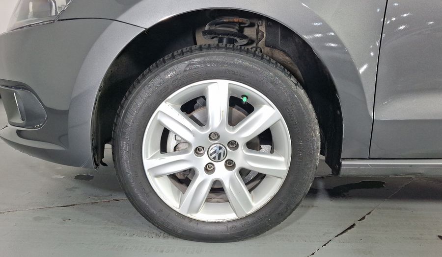 Volkswagen Vento 1.6 HIGHLINE TIPTRONIC Sedan 2014