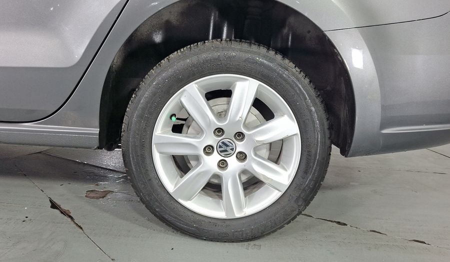 Volkswagen Vento 1.6 HIGHLINE TIPTRONIC Sedan 2014