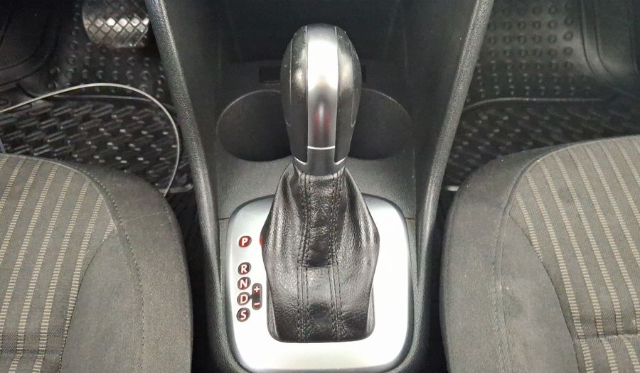 Volkswagen Vento 1.6 HIGHLINE TIPTRONIC Sedan 2014