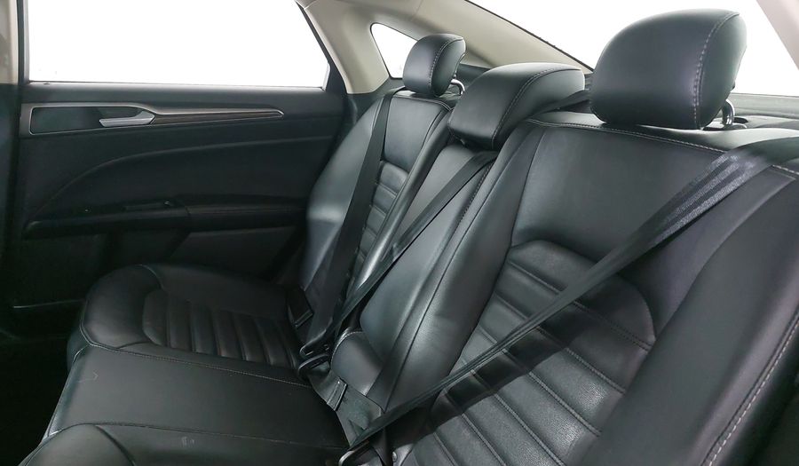 Ford Fusion 2.0 GTDI SE LUXURY PLUS NAV AT Sedan 2017