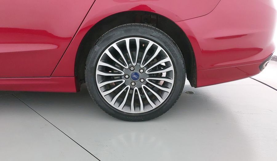 Ford Fusion 2.0 GTDI SE LUXURY PLUS NAV AT Sedan 2017