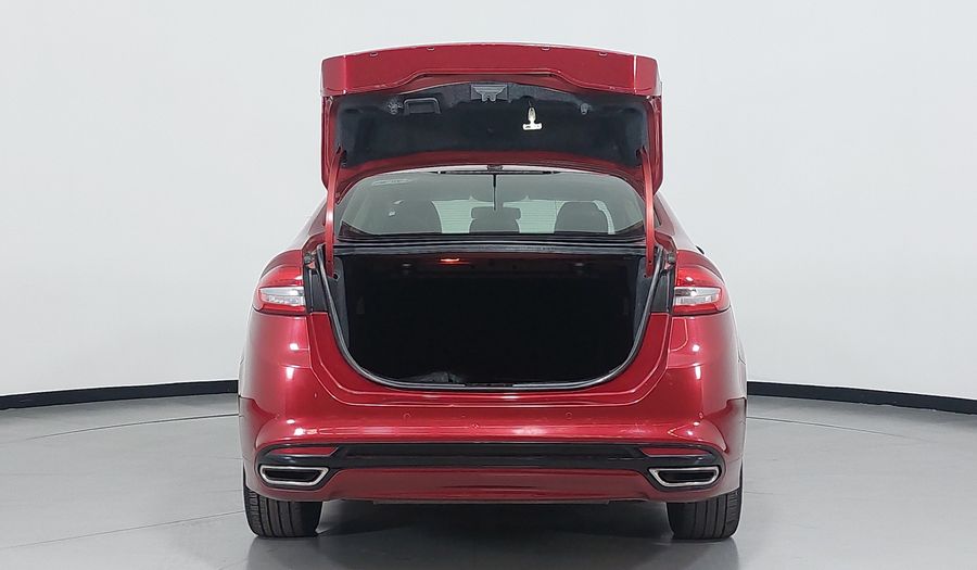 Ford Fusion 2.0 GTDI SE LUXURY PLUS NAV AT Sedan 2017