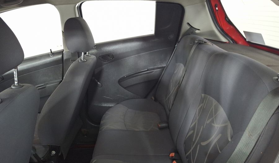 Chevrolet Spark 1.2 LT B MT Hatchback 2015