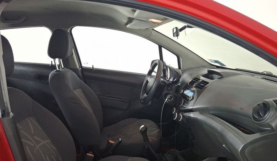 Chevrolet Spark 1.2 LT B MT Hatchback 2015