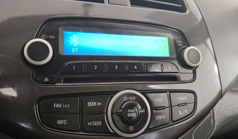 Chevrolet Spark 1.2 LT B MT Hatchback 2015