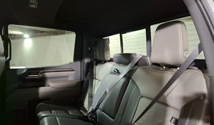 Chevrolet Cheyenne 6.2 CHEYENNE ZR2 D AUTO 4WD Pickup 2023